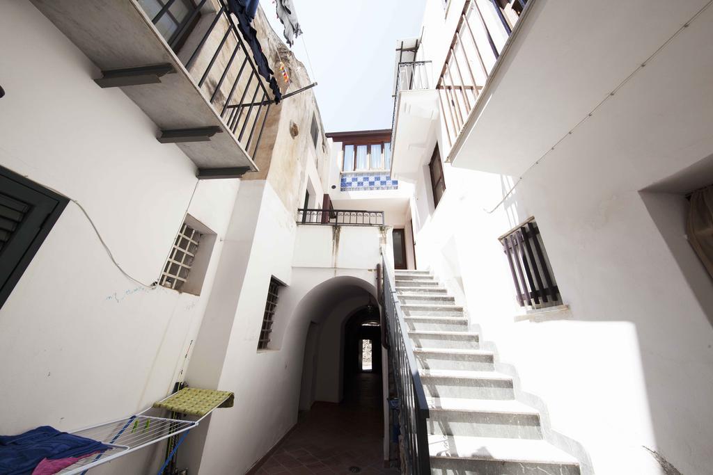 Appartement Gioeni 23 à Cefalù Chambre photo